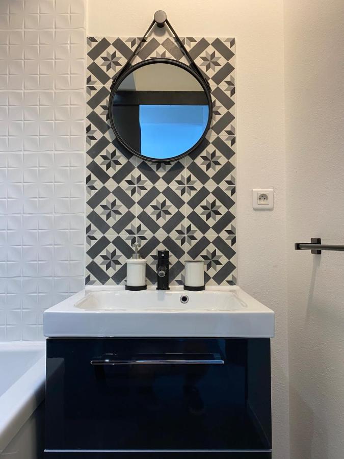 T2 Completely Renovated In A Quiet Area Close To City Center Tours Exterior photo